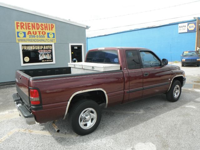 Dodge Ram 1500 2001 photo 3