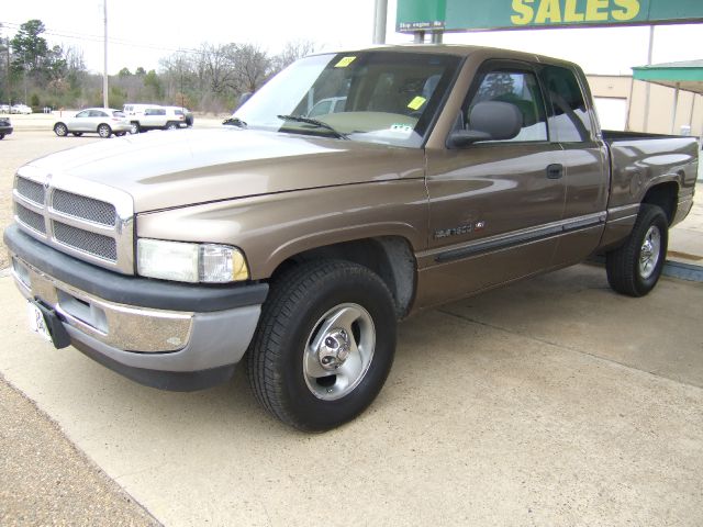 Dodge Ram 1500 2001 photo 4