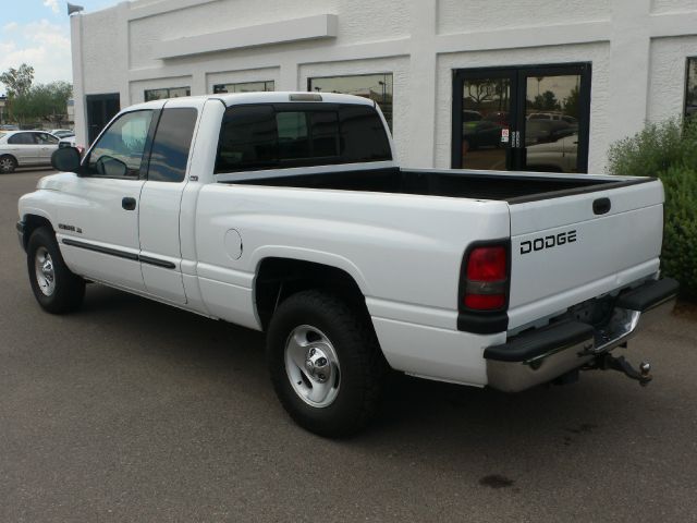 Dodge Ram 1500 2001 photo 1