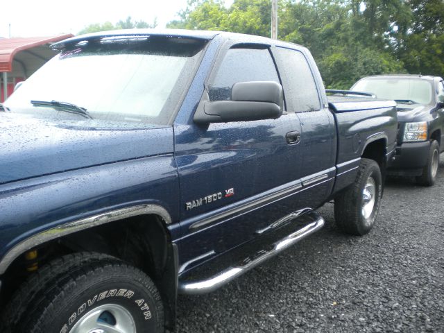 Dodge Ram 1500 SLT 25 Pickup Truck