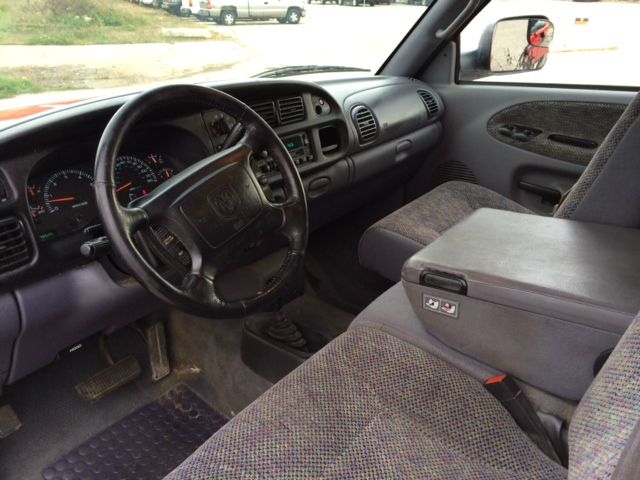 Dodge Ram 1500 2001 photo 3