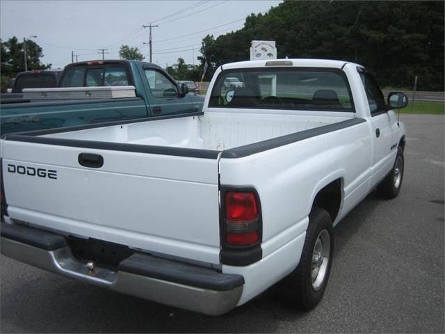 Dodge Ram 1500 2001 photo 4