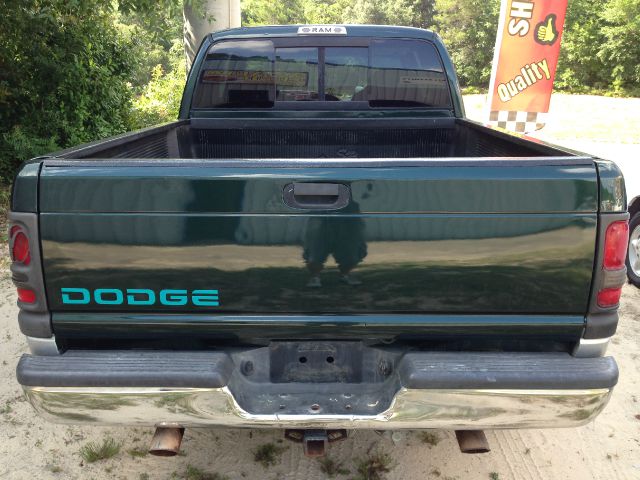 Dodge Ram 1500 2001 photo 2