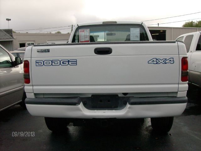 Dodge Ram 1500 2001 photo 3