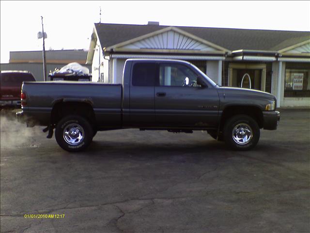 Dodge Ram 1500 2001 photo 3