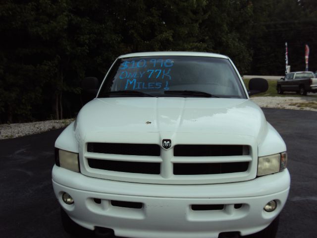 Dodge Ram 1500 2001 photo 3