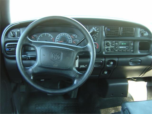 Dodge Ram 1500 2001 photo 1