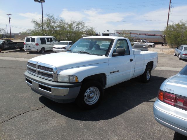 Dodge Ram 1500 2001 photo 2