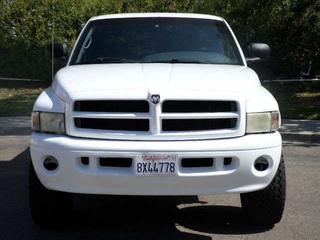 Dodge Ram 1500 2001 photo 1