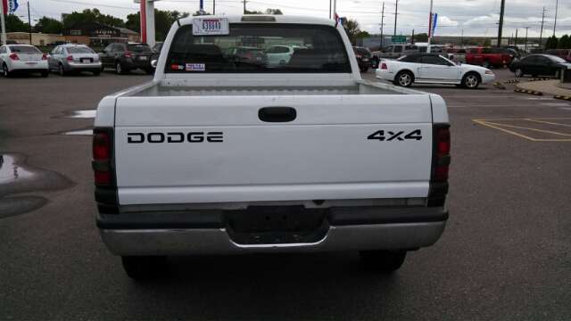 Dodge Ram 1500 2001 photo 2