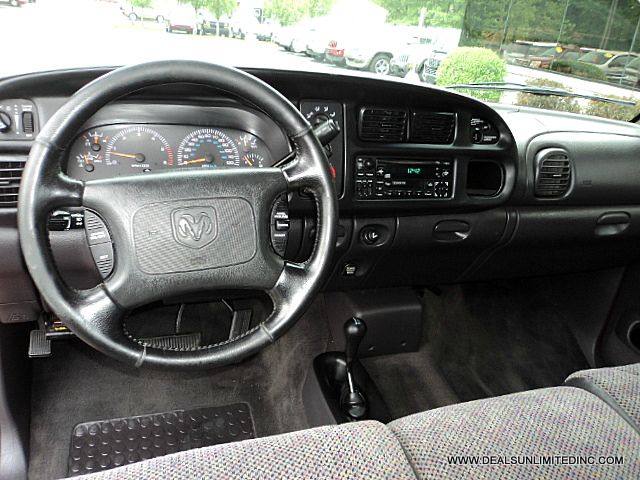 Dodge Ram 1500 2001 photo 14