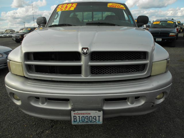 Dodge Ram 1500 2001 photo 3