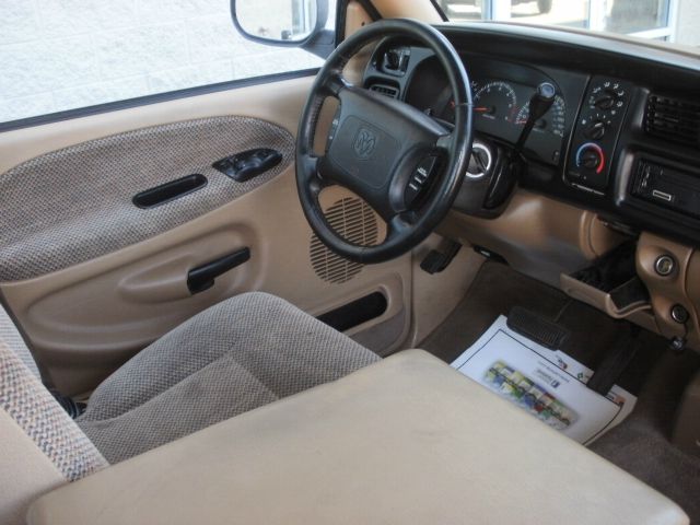 Dodge Ram 1500 2001 photo 4