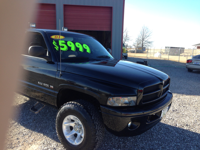 Dodge Ram 1500 2001 photo 2