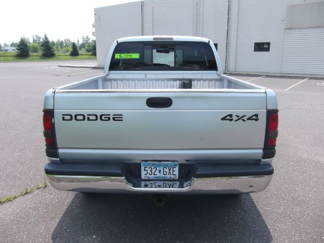 Dodge Ram 1500 2001 photo 3