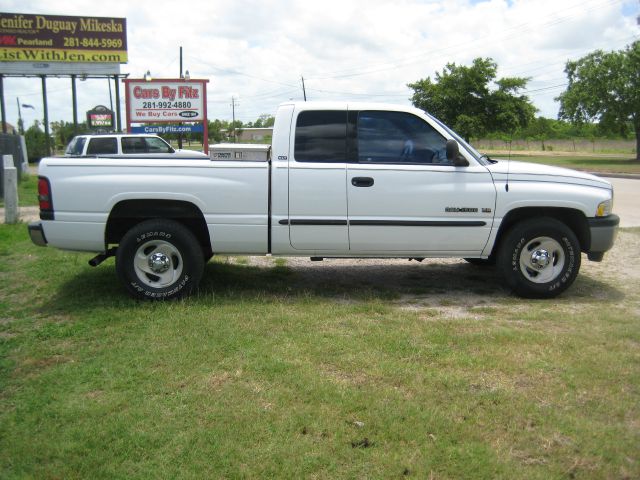 Dodge Ram 1500 2001 photo 1