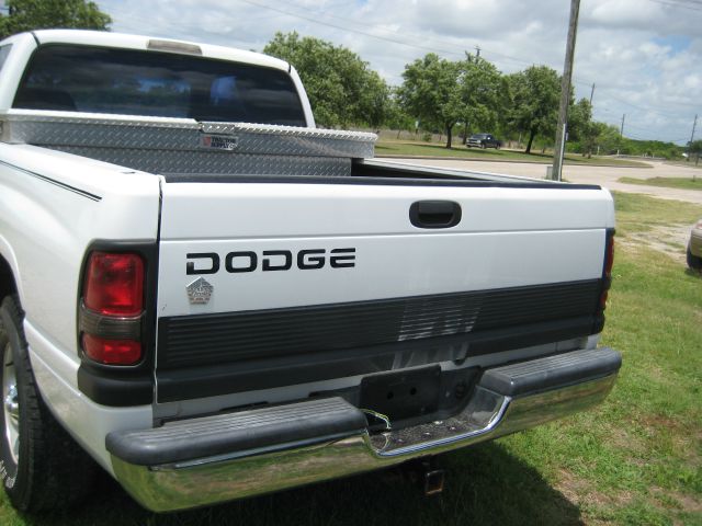 Dodge Ram 1500 2001 photo 19