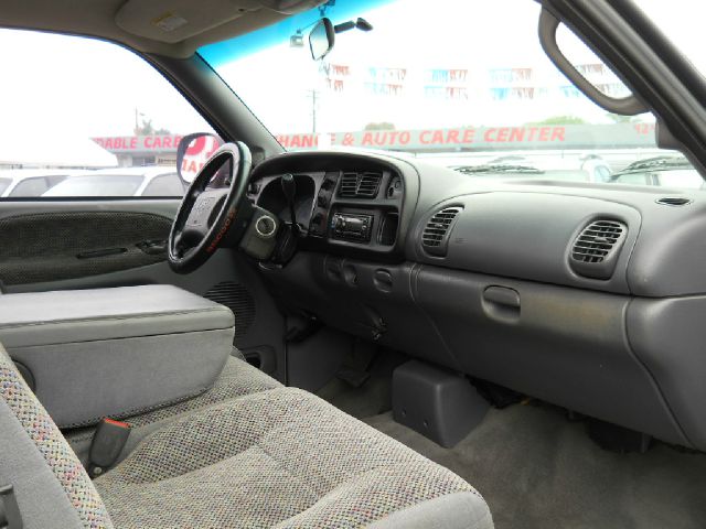 Dodge Ram 1500 2001 photo 5