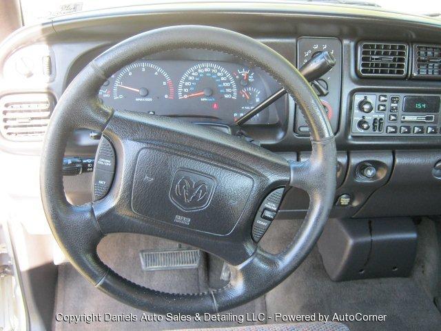 Dodge Ram 1500 2001 photo 1