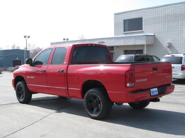 Dodge Ram 1500 2002 photo 2