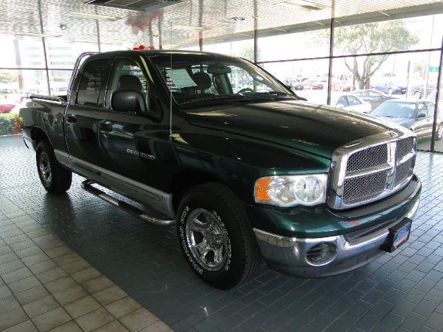 Dodge Ram 1500 Ext WT Pickup Truck