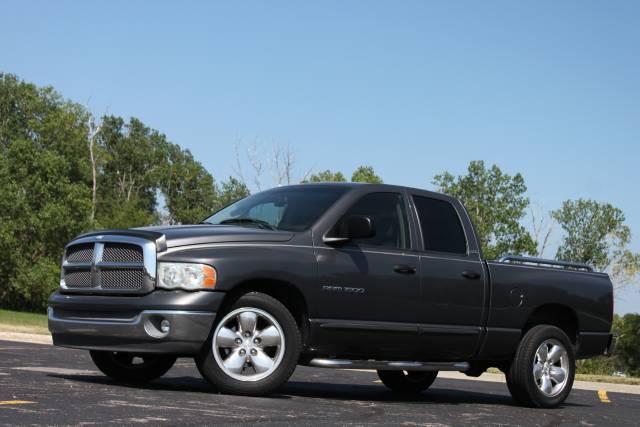 Dodge Ram 1500 2002 photo 2