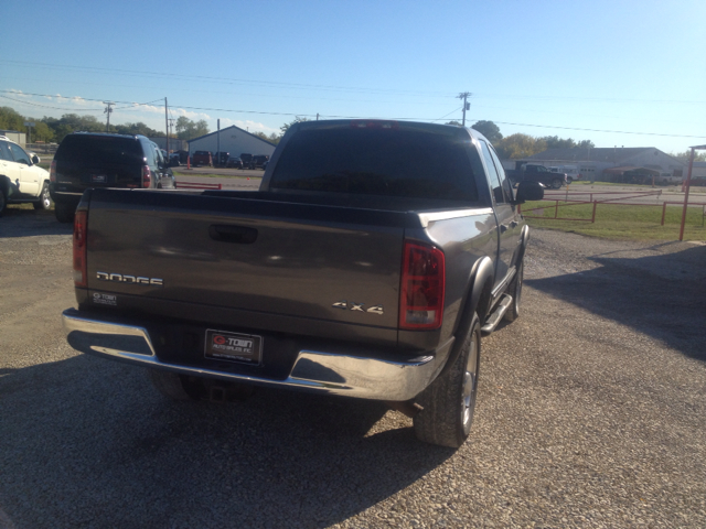 Dodge Ram 1500 2002 photo 2