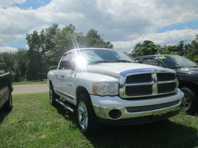 Dodge Ram 1500 Ext WT Pickup Truck