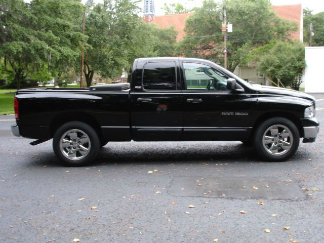 Dodge Ram 1500 2002 photo 2