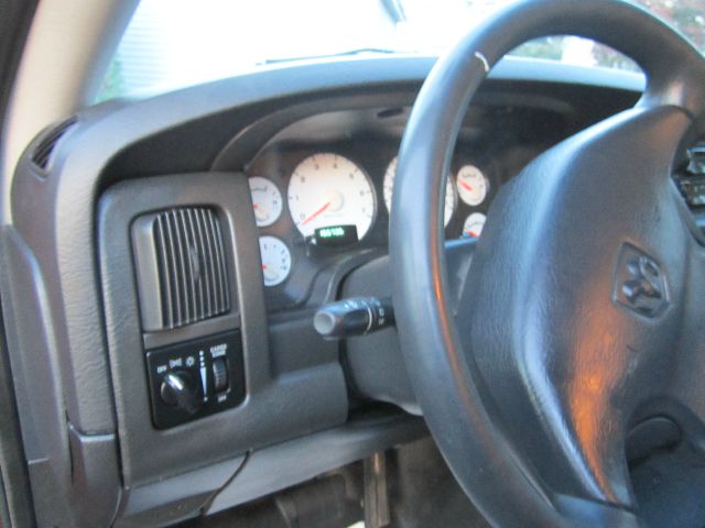 Dodge Ram 1500 2002 photo 3