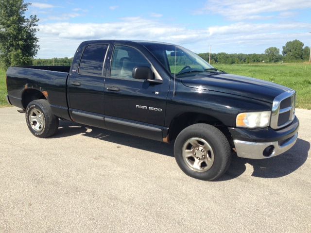 Dodge Ram 1500 Ext WT Pickup Truck