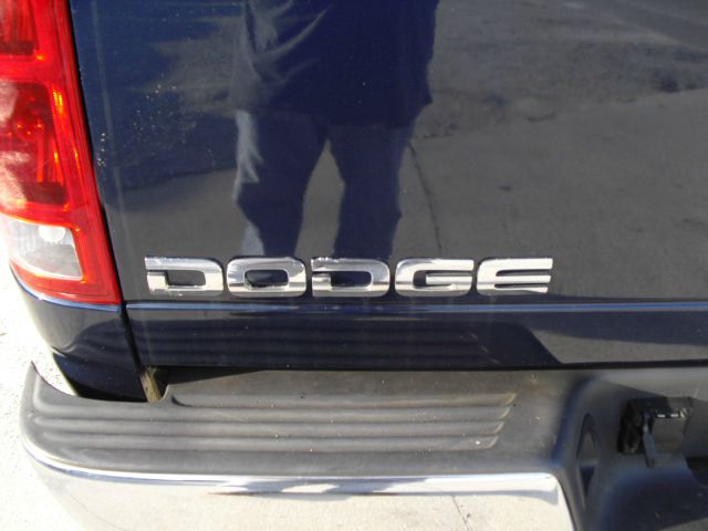 Dodge Ram 1500 2002 photo 2