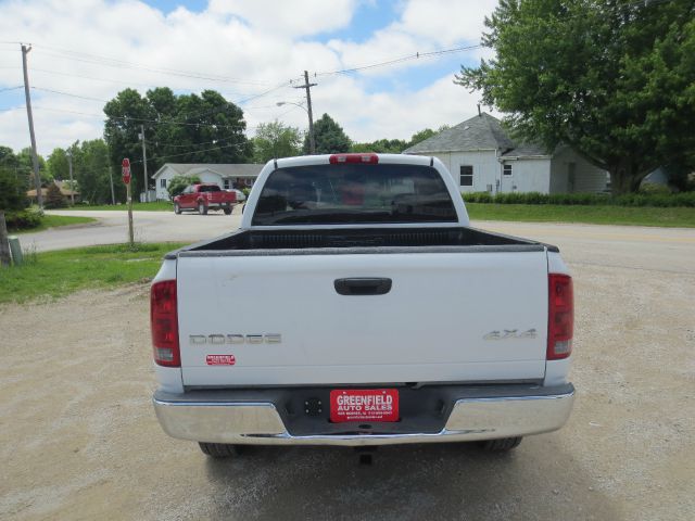 Dodge Ram 1500 Ext WT Pickup Truck