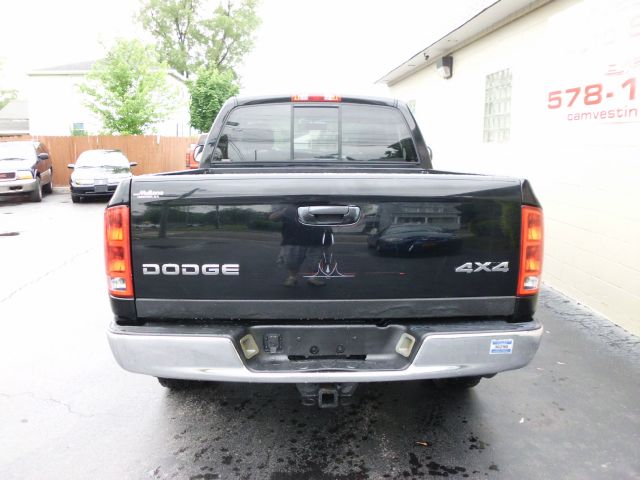 Dodge Ram 1500 Fleetside EXT CAB 4X4 Pickup Truck