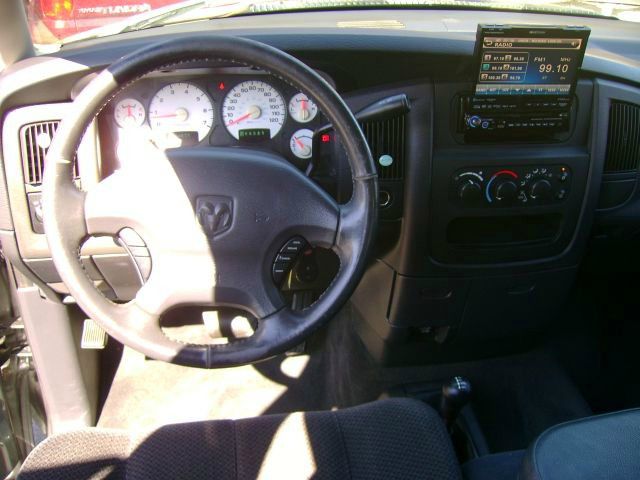 Dodge Ram 1500 2002 photo 1