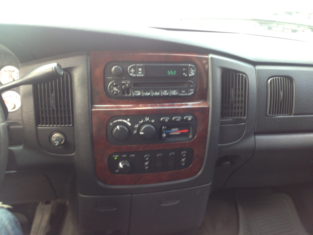 Dodge Ram 1500 2002 photo 1