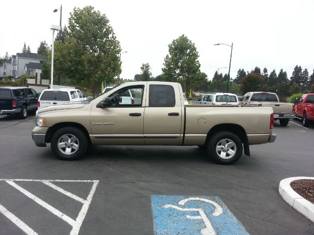 Dodge Ram 1500 Ext WT Pickup Truck