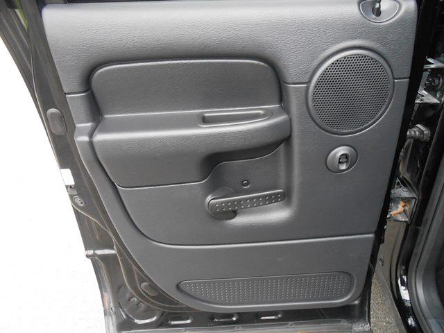 Dodge Ram 1500 2002 photo 17