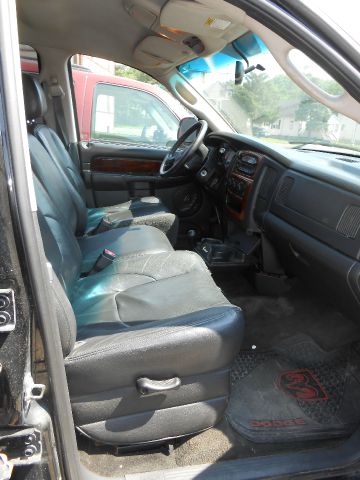 Dodge Ram 1500 2002 photo 2