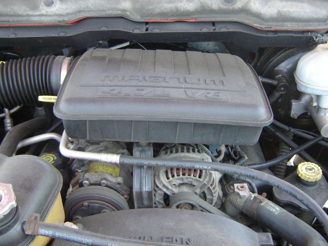 Dodge Ram 1500 2003 photo 2