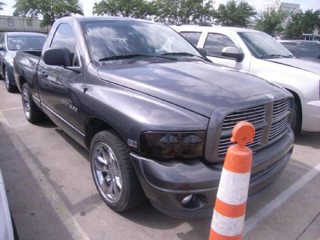 Dodge Ram 1500 Extended Cab Standard Box 4-wheel Drive LS Pickup Truck