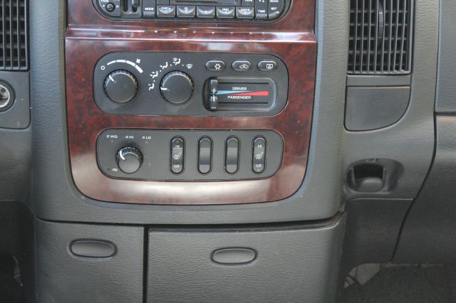 Dodge Ram 1500 2003 photo 17