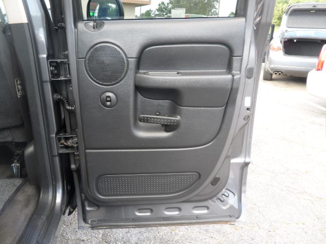 Dodge Ram 1500 2003 photo 23