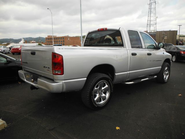 Dodge Ram 1500 2003 photo 2