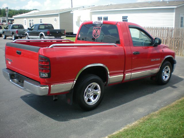 Dodge Ram 1500 2003 photo 2