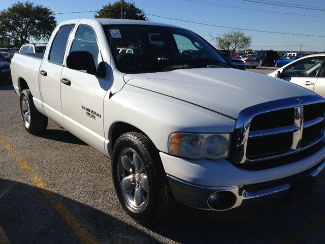 Dodge Ram 1500 Ext WT Pickup Truck