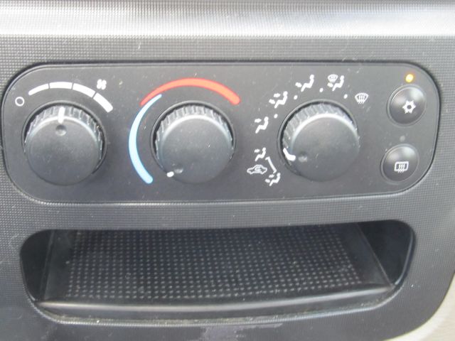 Dodge Ram 1500 2003 photo 23