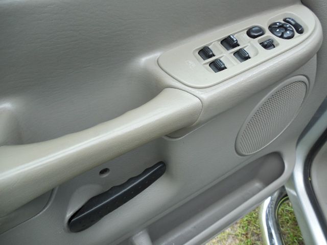 Dodge Ram 1500 2003 photo 11