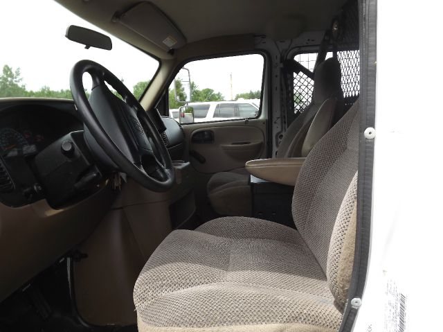 Dodge Ram 1500 FWD CXS Cargo Van