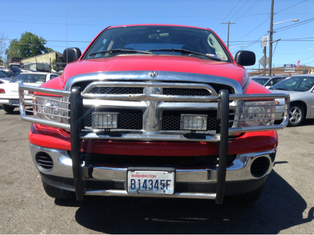 Dodge Ram 1500 Ext WT Pickup Truck